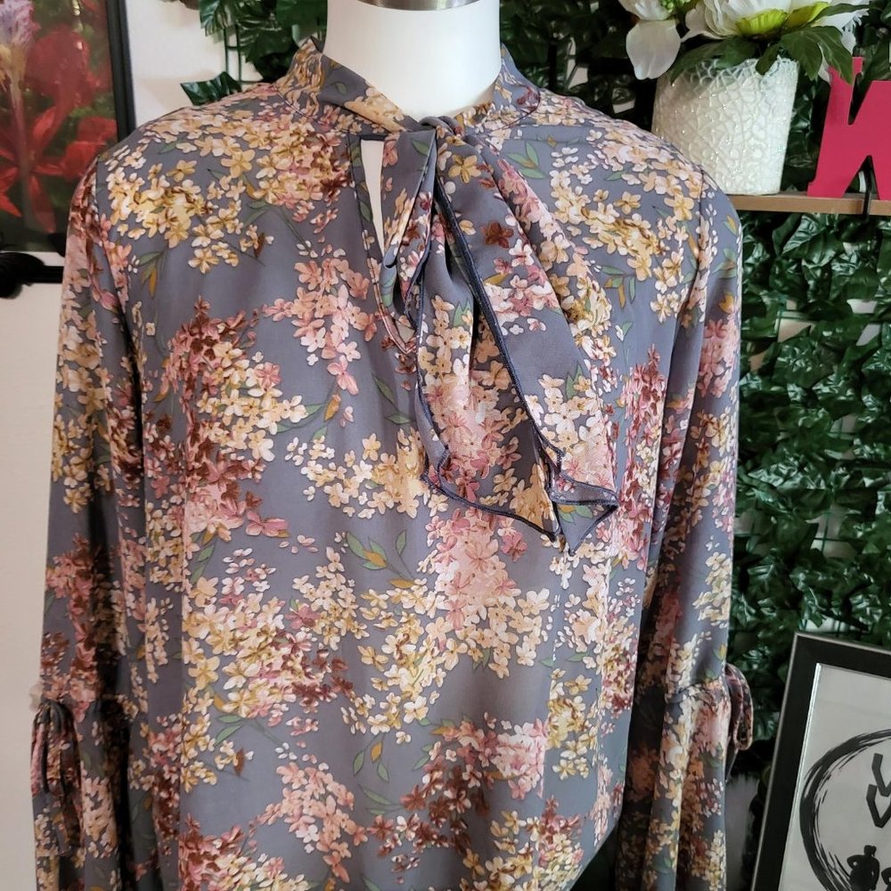 FULL CIRCLE TRENDS 2X PLUS BLOUSE